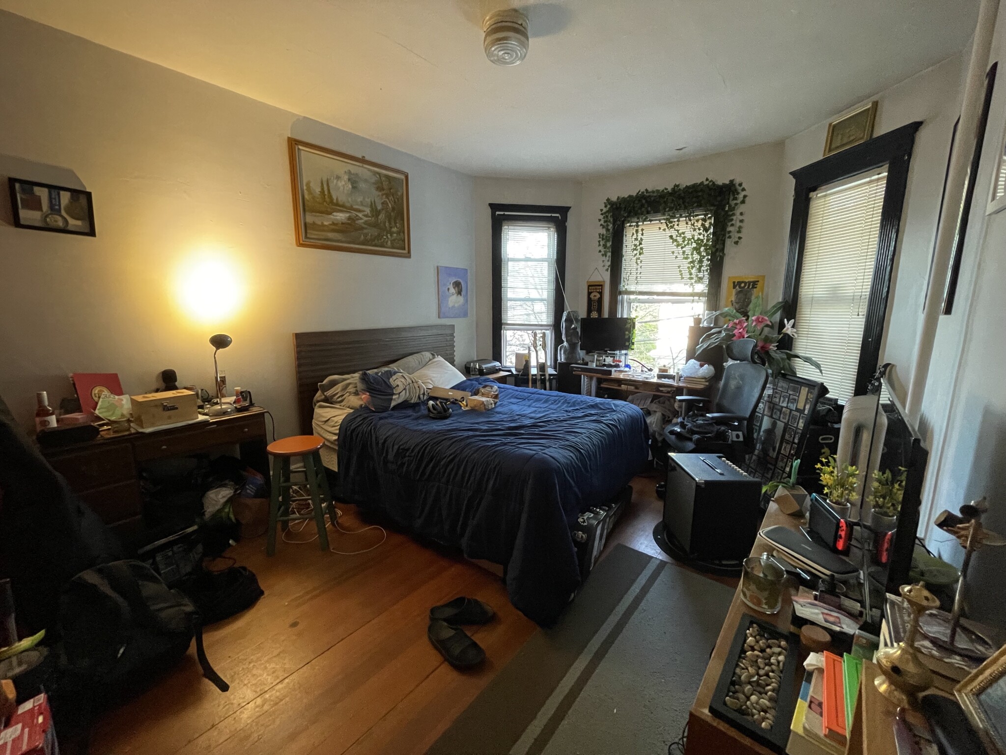4 bed, 2 bath apartment for rent at 292 Summit Ave Unit 2, Brighton — photo 4 of 11