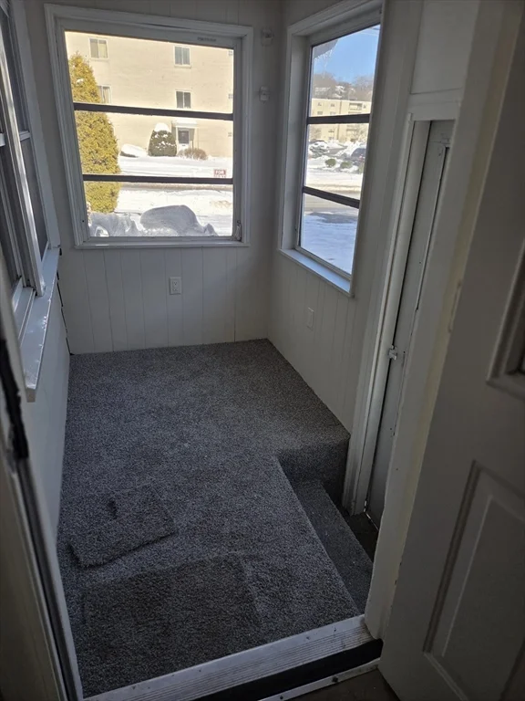 5 bed, 1 bath apartment for rent at 292 West Wyoming Ave Unit 292, Melrose — photo 20 of 21