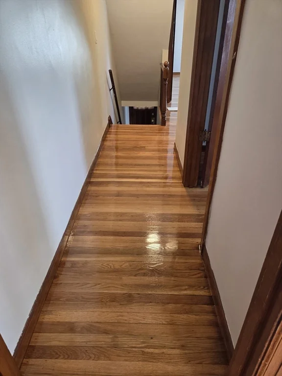 5 bed, 1 bath apartment for rent at 292 West Wyoming Ave Unit 292, Melrose — photo 14 of 21
