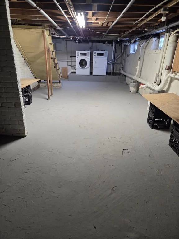 5 bed, 1 bath apartment for rent at 292 West Wyoming Ave Unit 292, Melrose — photo 21 of 21