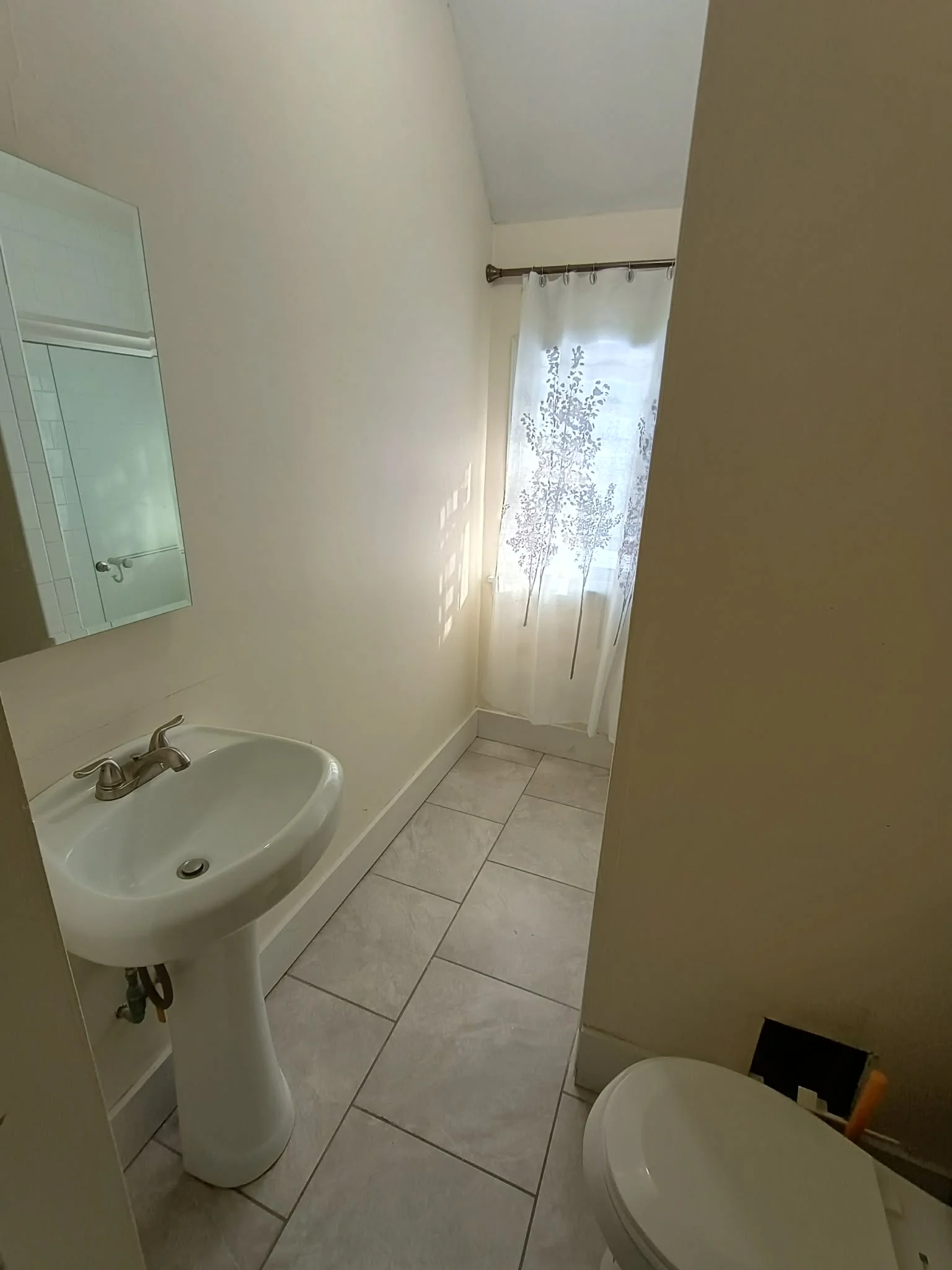3 bed, 1 bath apartment for rent at 292 Wilder St Unit 2, Highlands — photo 8 of 14