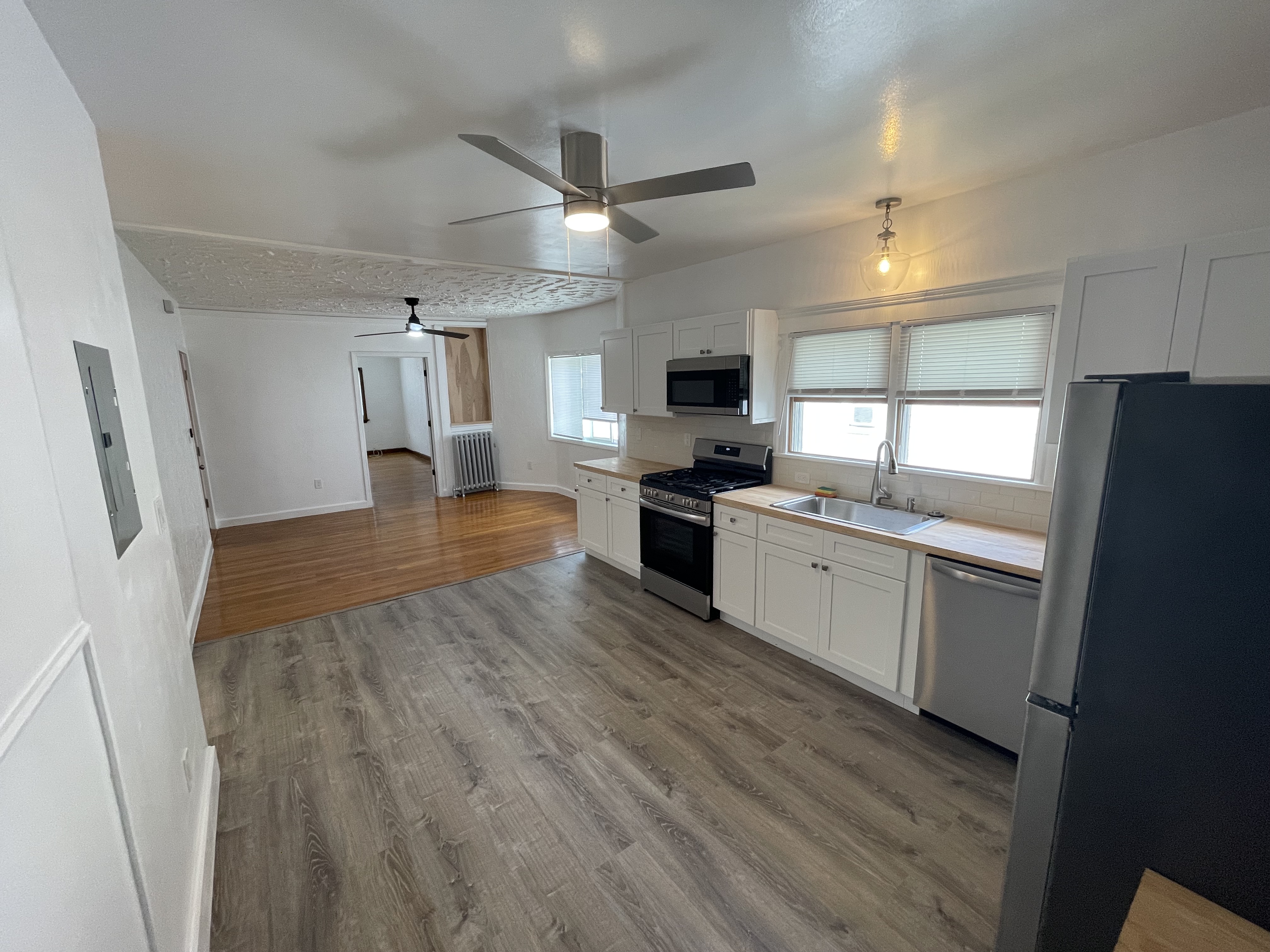 3 bed, 1 bath apartment for rent at 293 Boston Ave Unit 2, Medford — photo 2 of 28