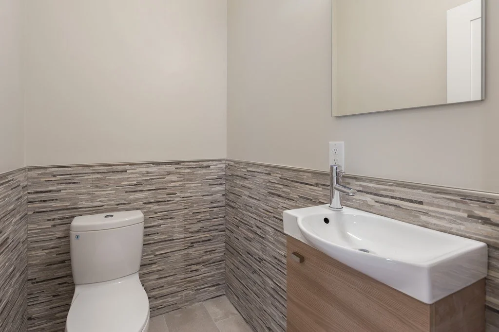 3 bed, 2 bath apartment for rent at 293 Broadway Unit 293, The Port — photo 6 of 27