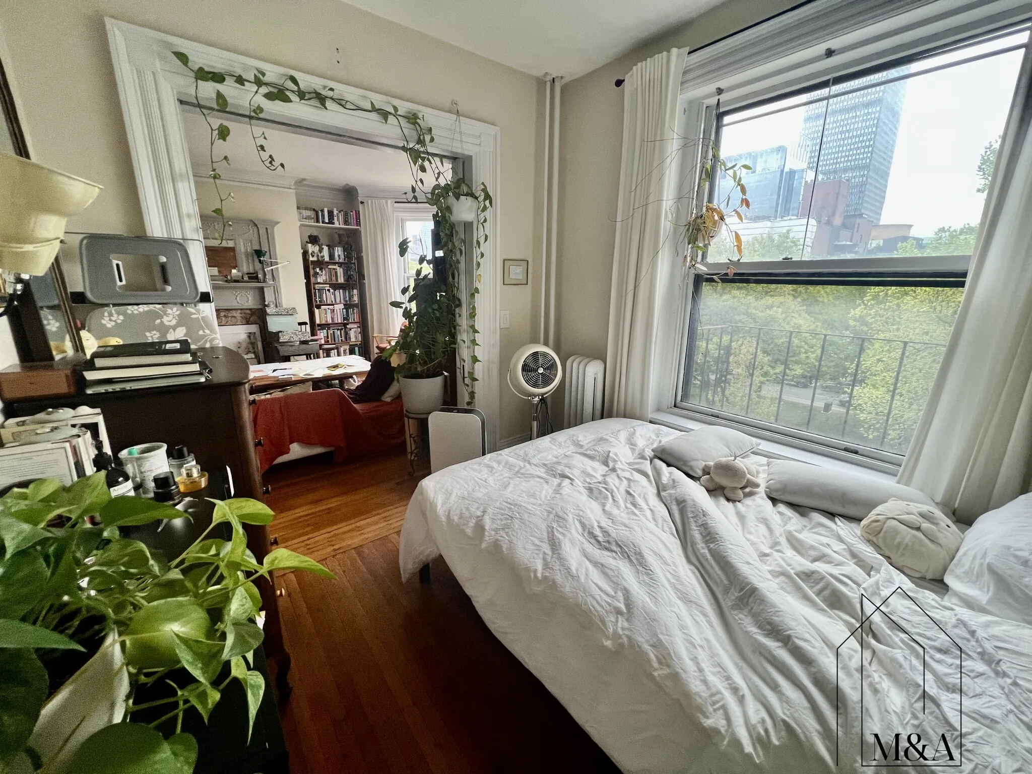1 bed, 1 bath apartment for rent at 293 Commonwealth Ave Unit 4D, Back Bay — photo 4 of 9