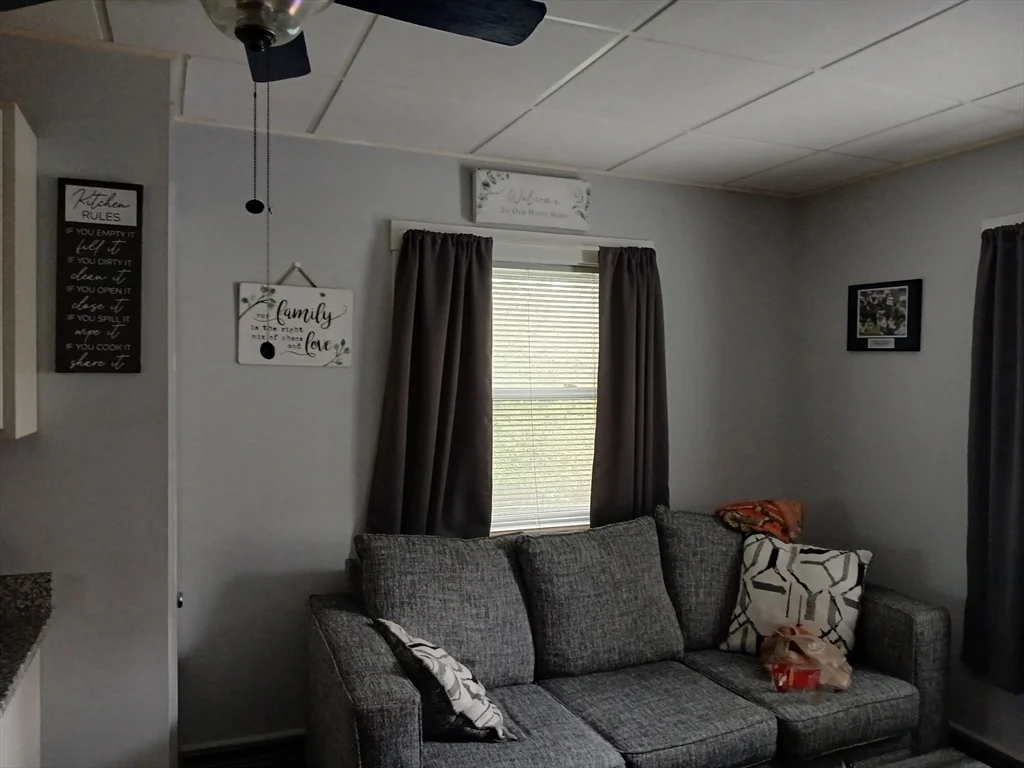 1 bed, 1 bath apartment for rent at 293 Linden St Unit 1 Rear, Fall River — photo 14 of 16