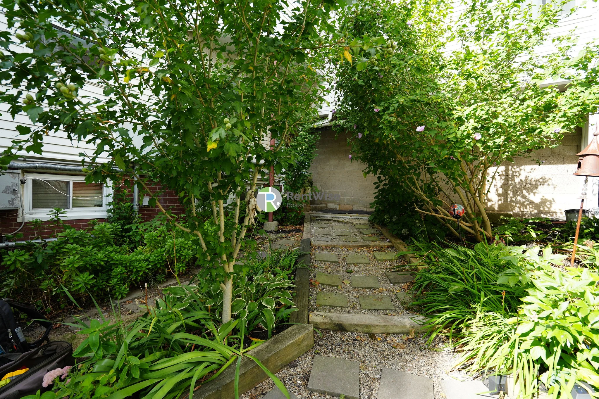 1 bed, 1 bath apartment for rent at 293 Nahant Rd Unit 3, Nahant — photo 16 of 16