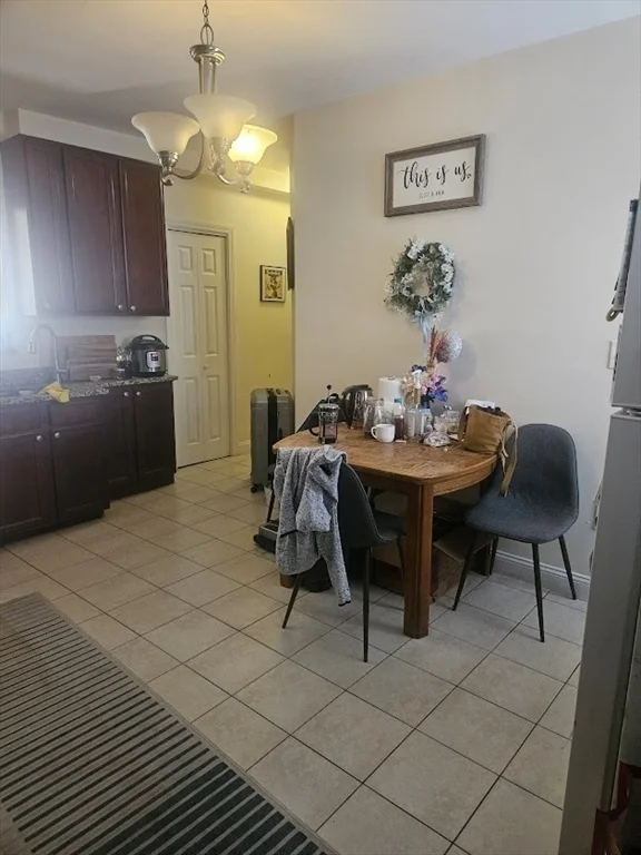 2 bed, 1 bath apartment for rent at 293 School St Unit 1L, Stoughton — photo 2 of 10