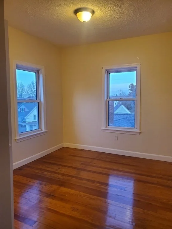 2 bed, 1 bath apartment for rent at 293 School St Unit 1L, Stoughton — photo 9 of 10