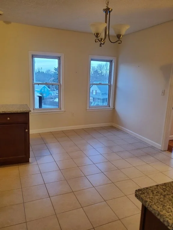 2 bed, 1 bath apartment for rent at 293 School St Unit 3R, Stoughton — photo 3 of 10