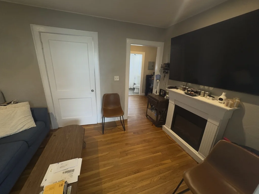 Studio bed, 1 bath apartment for rent at 293 Spring St Ext Unit 3, Glenwood — photo 7 of 19