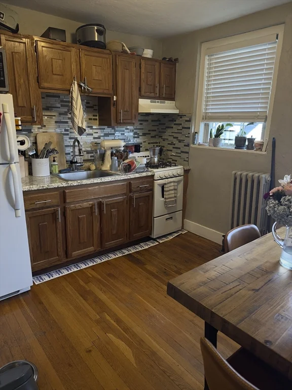 Studio bed, 1 bath apartment for rent at 293 Spring St Ext Unit 3, Glenwood — photo 1 of 19