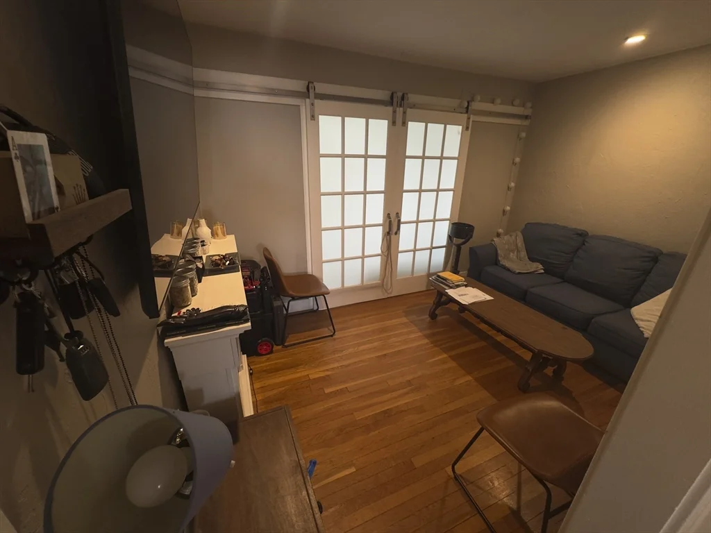 Studio bed, 1 bath apartment for rent at 293 Spring St Ext Unit 3, Glenwood — photo 5 of 19