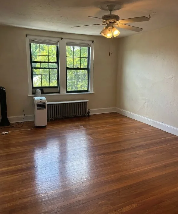 Studio bed, 1 bath apartment for rent at 293 Spring St Ext Unit 5, Glenwood — photo 2 of 22