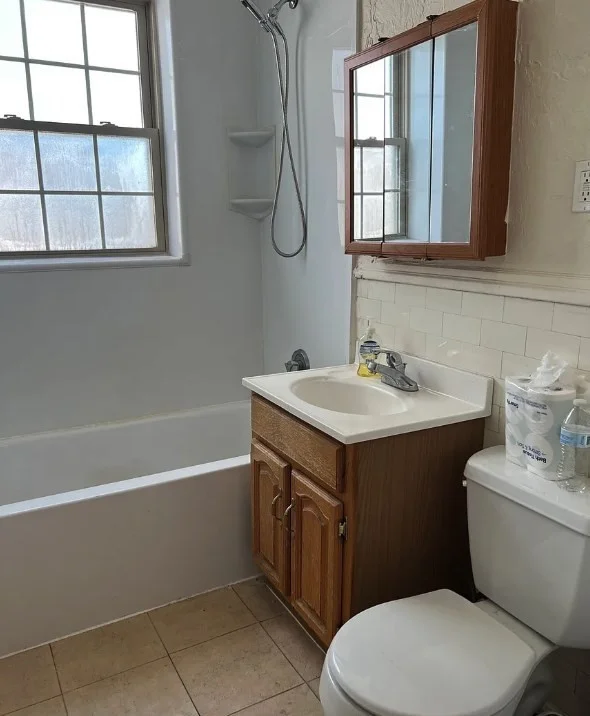Studio bed, 1 bath apartment for rent at 293 Spring St Ext Unit 5, Glenwood — photo 10 of 22
