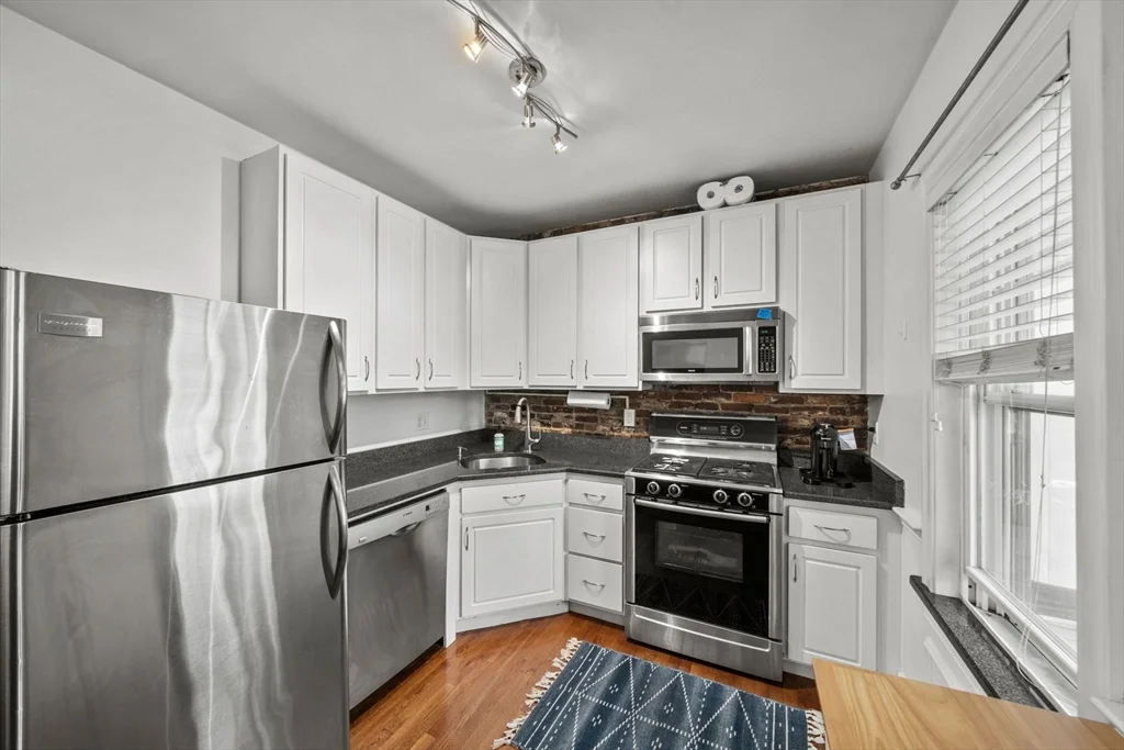 2 bed, 1 bath apartment for rent at 293 West Second St Unit 3, South Boston — photo 5 of 19