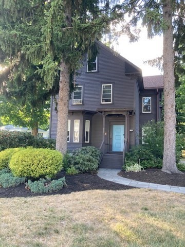 2 bed, 1 bath apartment for rent at 293 Woburn St Unit 1, Reading — photo 1 of 15