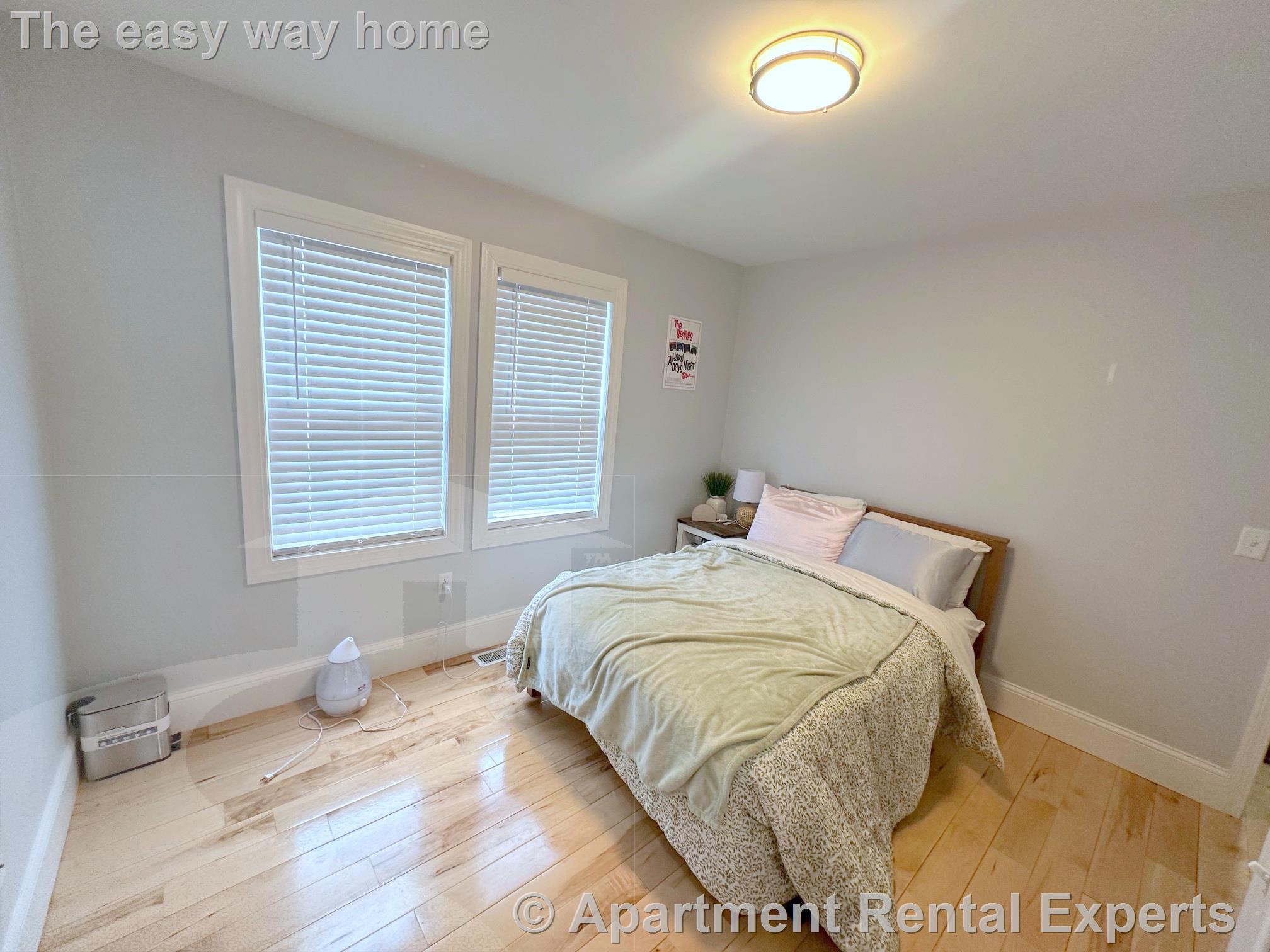 3 bed, 2 bath apartment for rent at 294 Arlington St, Cambridge Line — photo 9 of 38