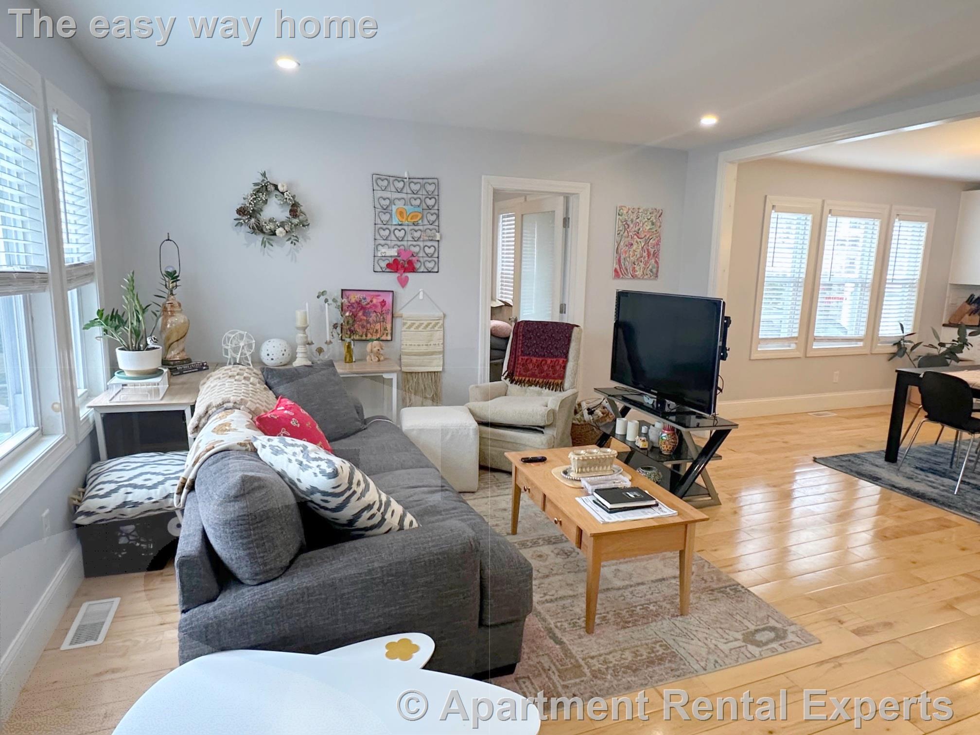 3 bed, 2 bath apartment for rent at 294 Arlington St, Cambridge Line — photo 7 of 38