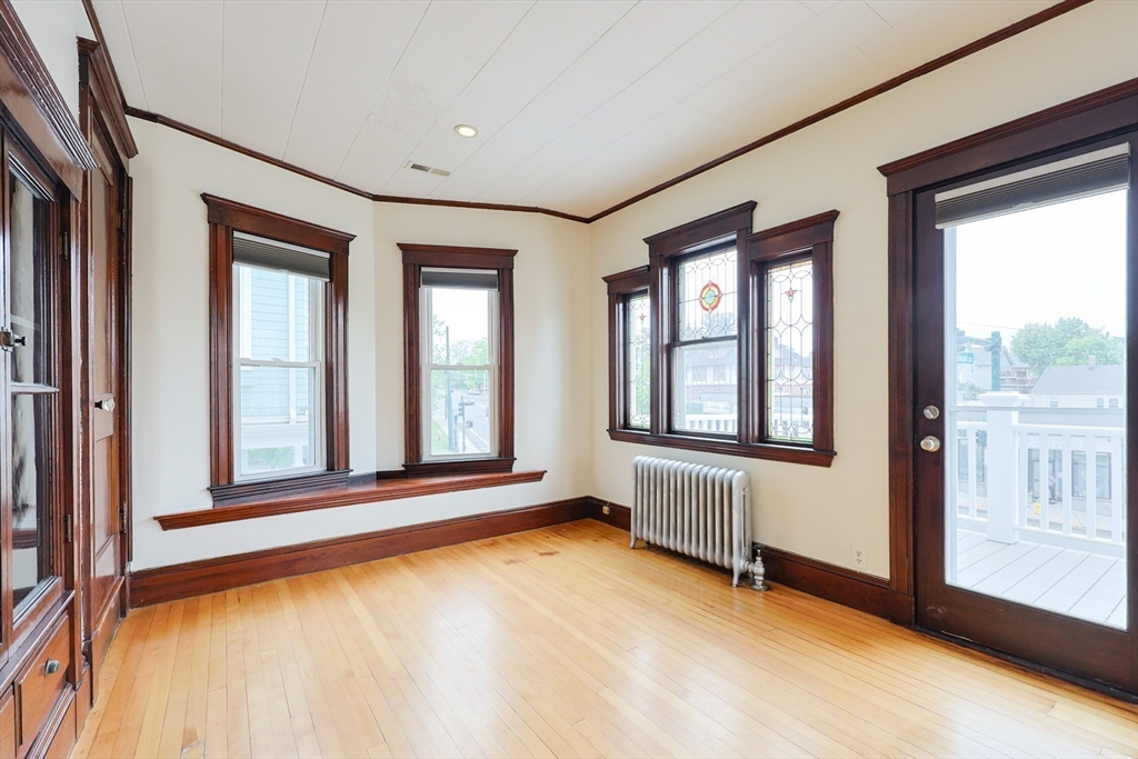 3 bed, 2 bath apartment for rent at 294 Belmont St Unit 2, Watertown — photo 14 of 33