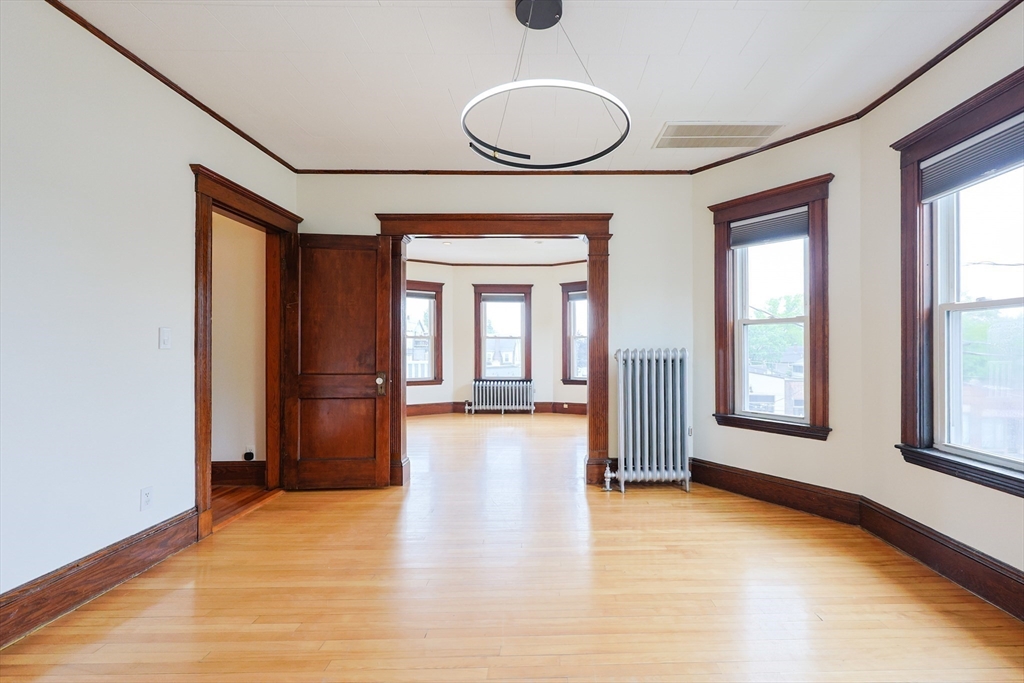 3 bed, 2 bath apartment for rent at 294 Belmont St Unit 2, Watertown — photo 9 of 33