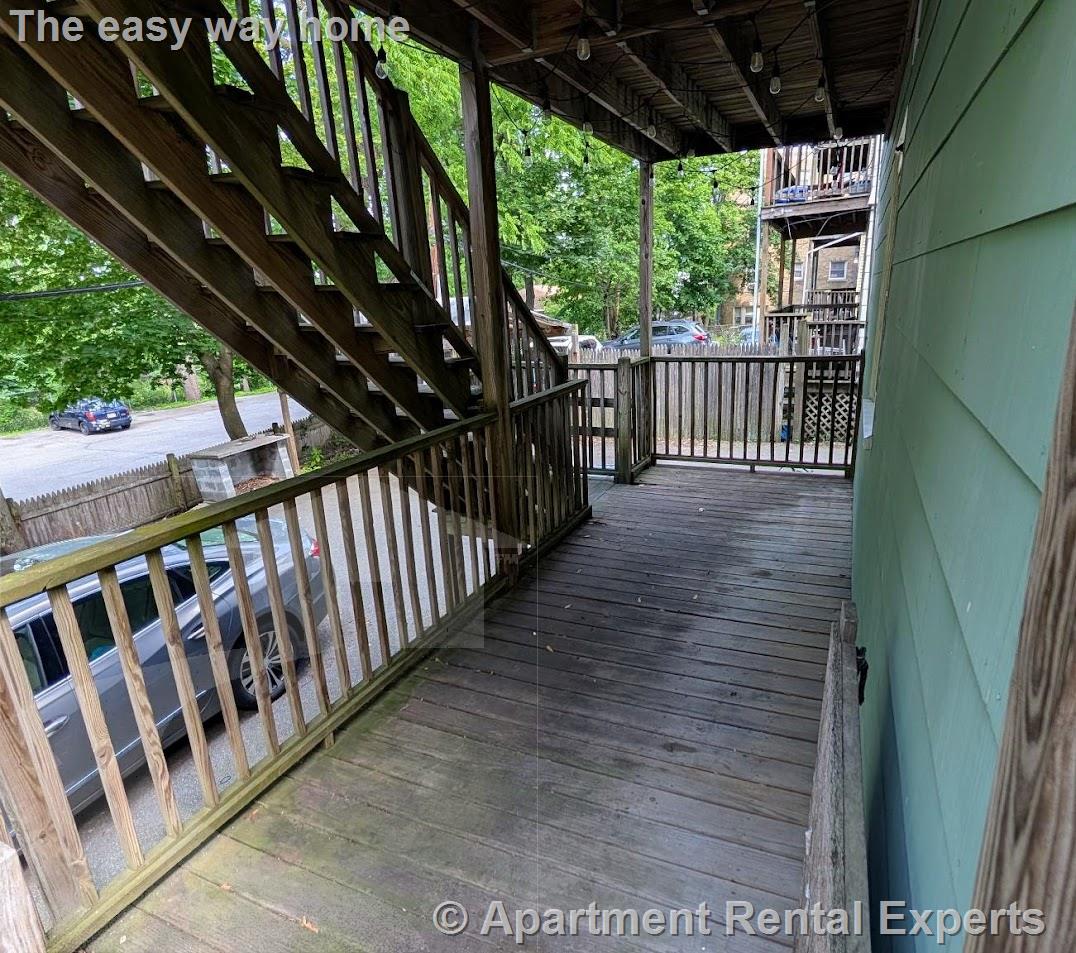 3 bed, 1 bath apartment for rent at 294 Boston Ave Unit A, Tufts — photo 5 of 15