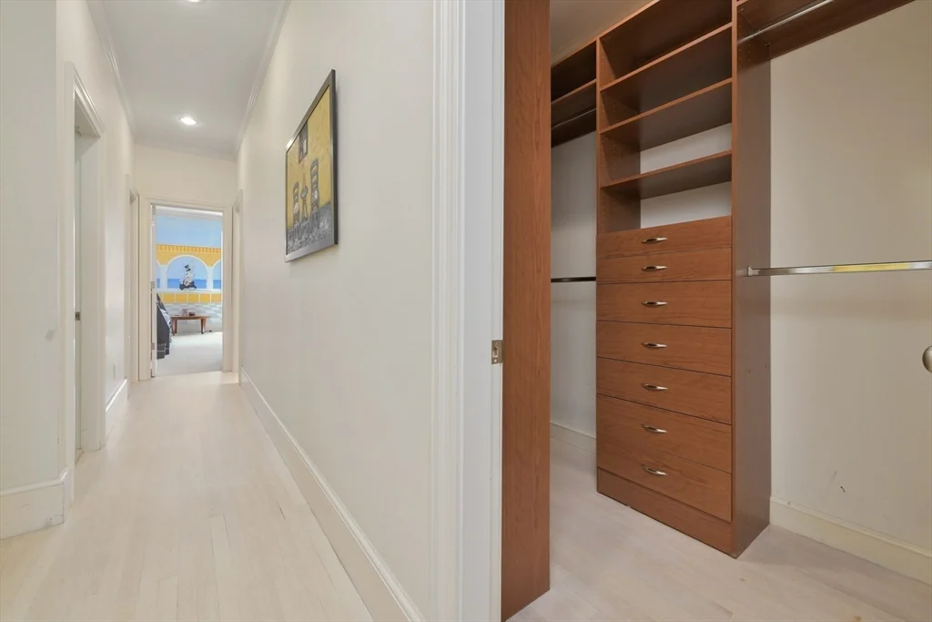 3 bed, 2 bath apartment for rent at 294 Commonwealth Ave Unit 2, Back Bay — photo 24 of 26