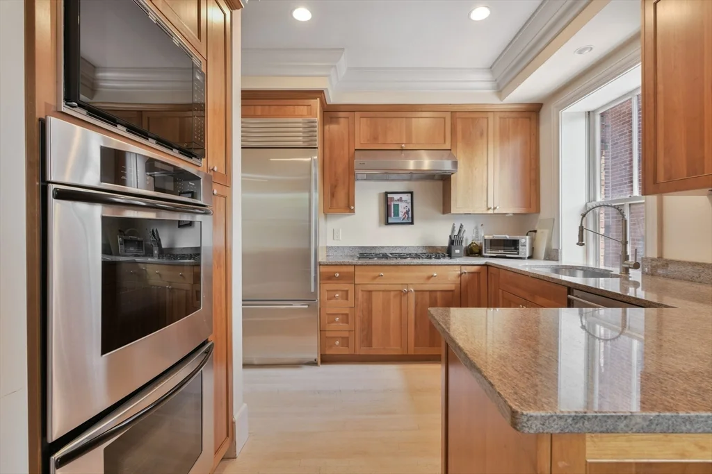 3 bed, 2 bath apartment for rent at 294 Commonwealth Ave Unit 2, Back Bay — photo 12 of 26