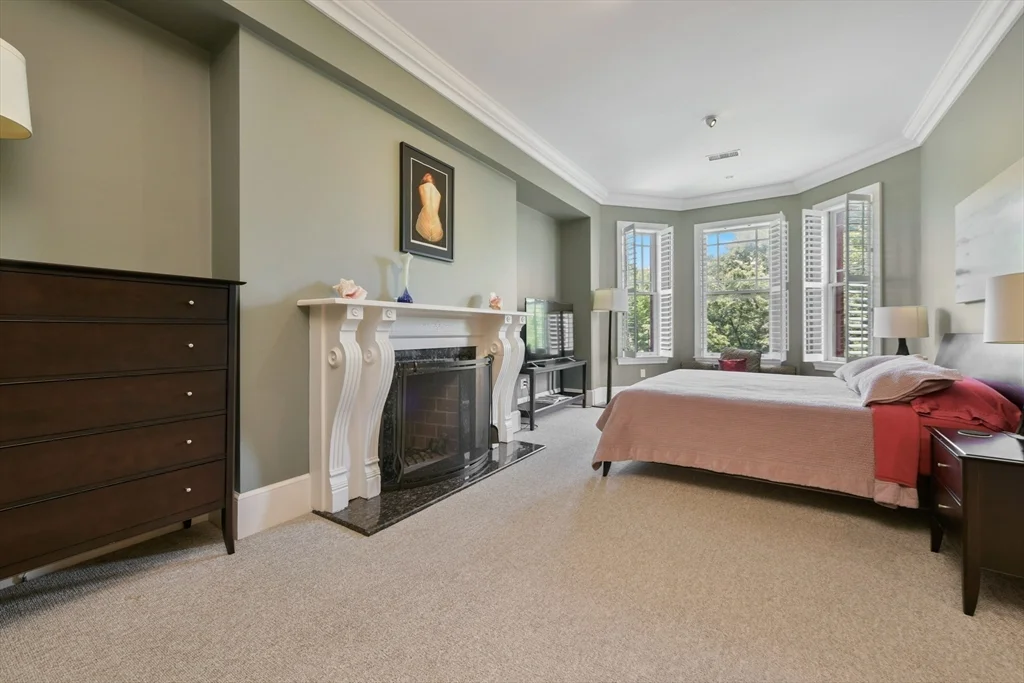 3 bed, 2 bath apartment for rent at 294 Commonwealth Ave Unit 2, Back Bay — photo 16 of 26
