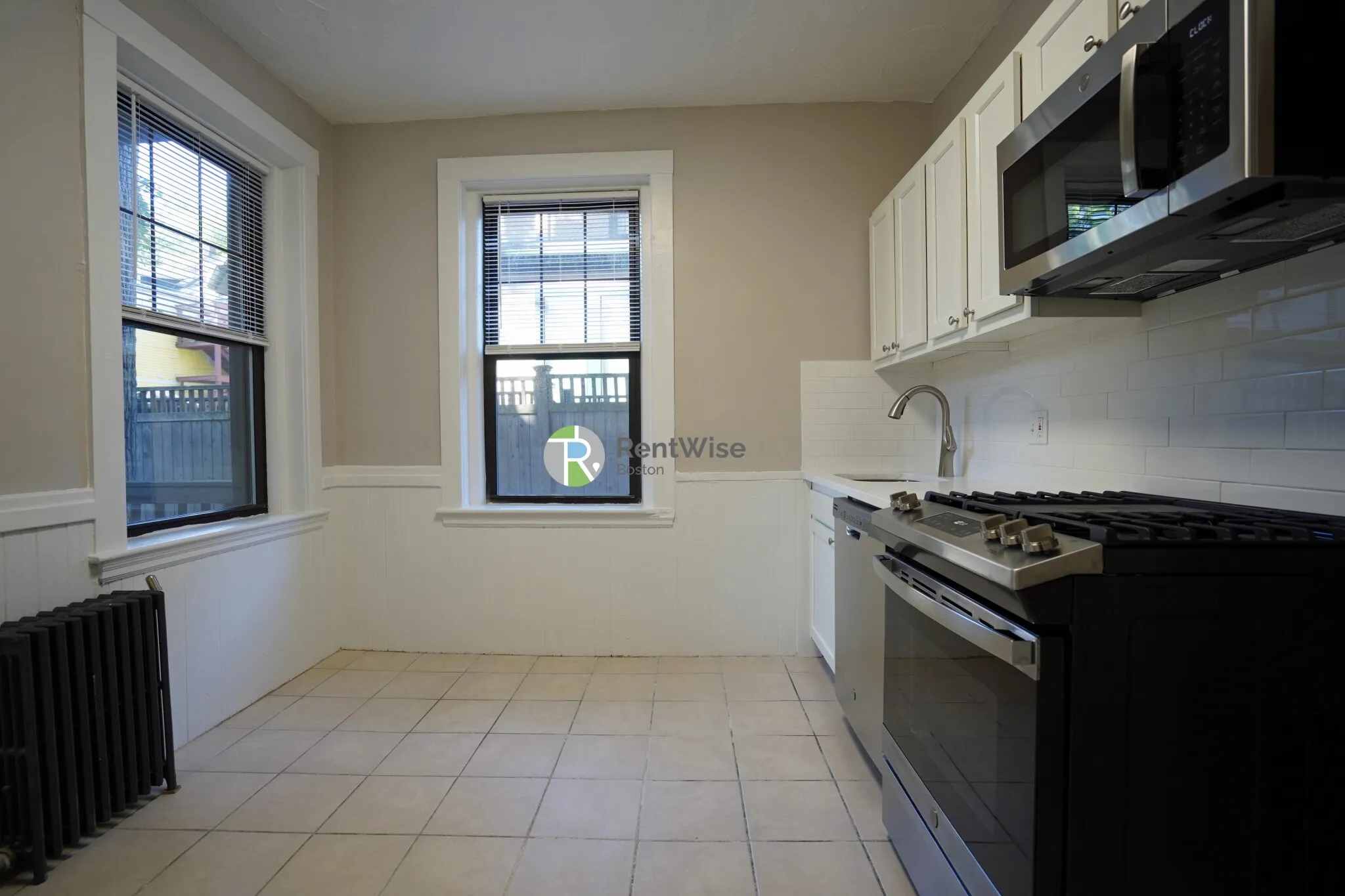 3 bed, 1 bath apartment for rent at 294 Harvard St Unit 2, Mid-Cambridge — photo 8 of 29
