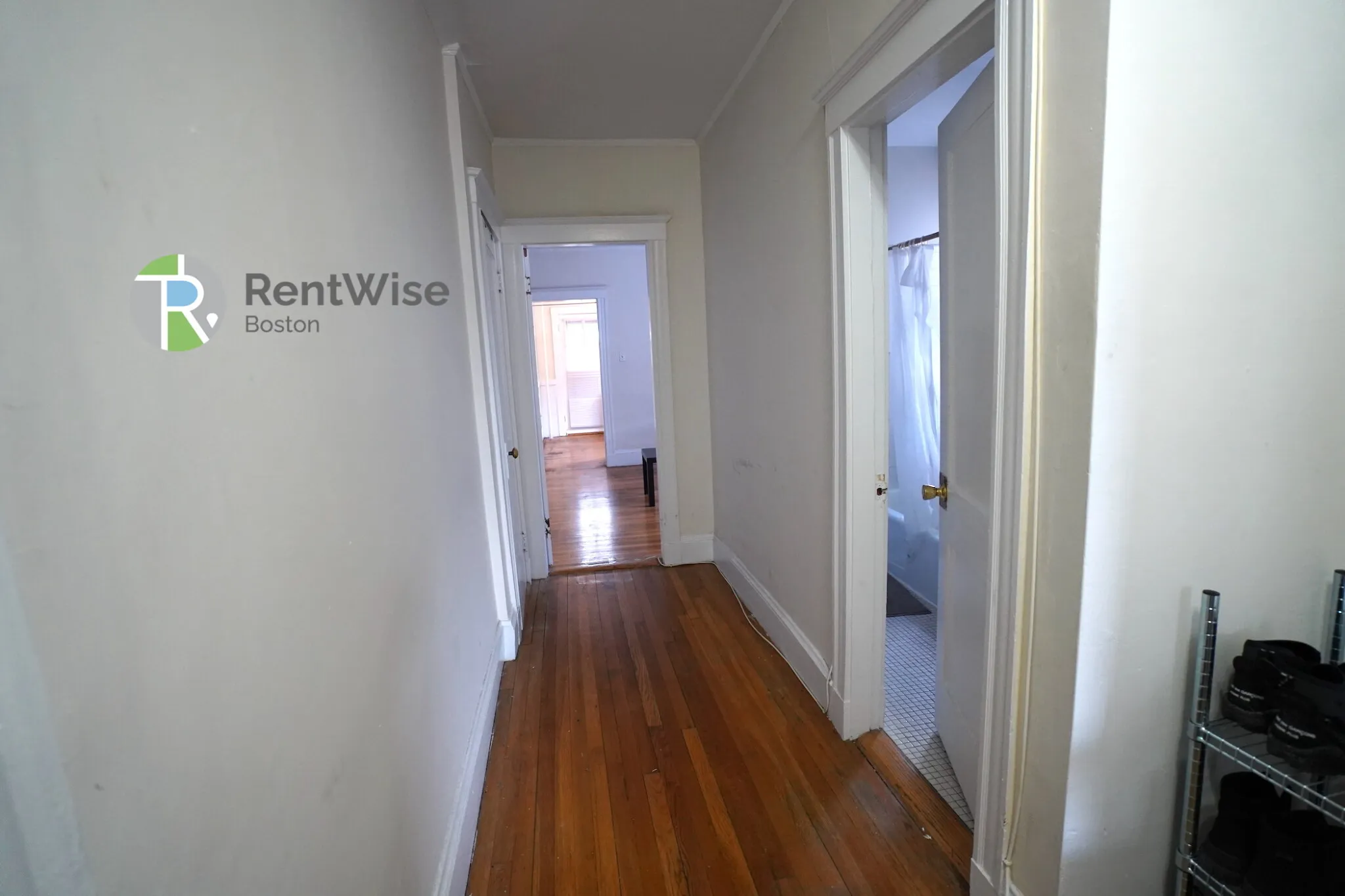 3 bed, 1 bath apartment for rent at 294 Harvard St Unit 4, Mid-Cambridge — photo 4 of 22