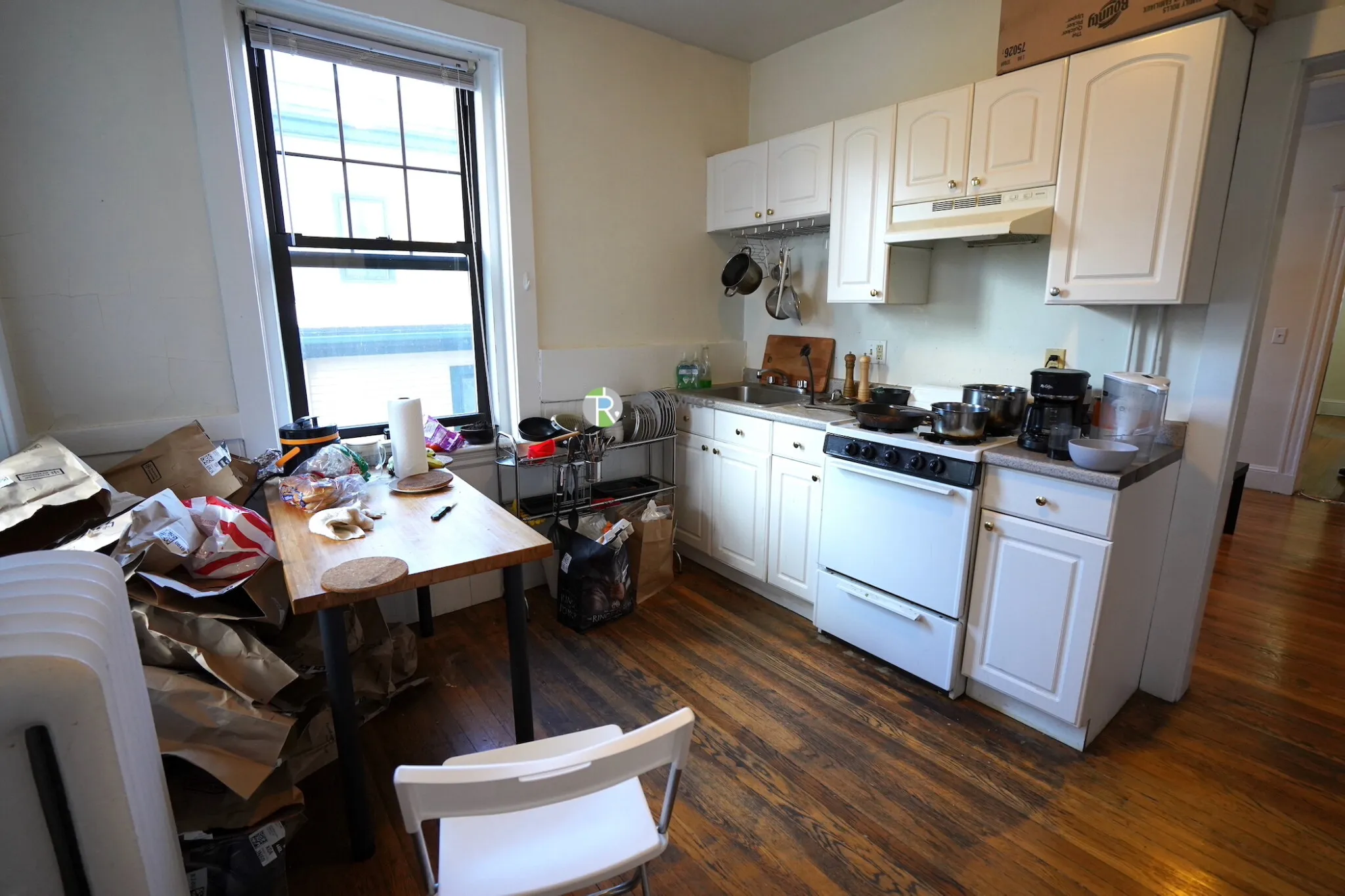 3 bed, 1 bath apartment for rent at 294 Harvard St Unit 4, Mid-Cambridge — photo 5 of 22
