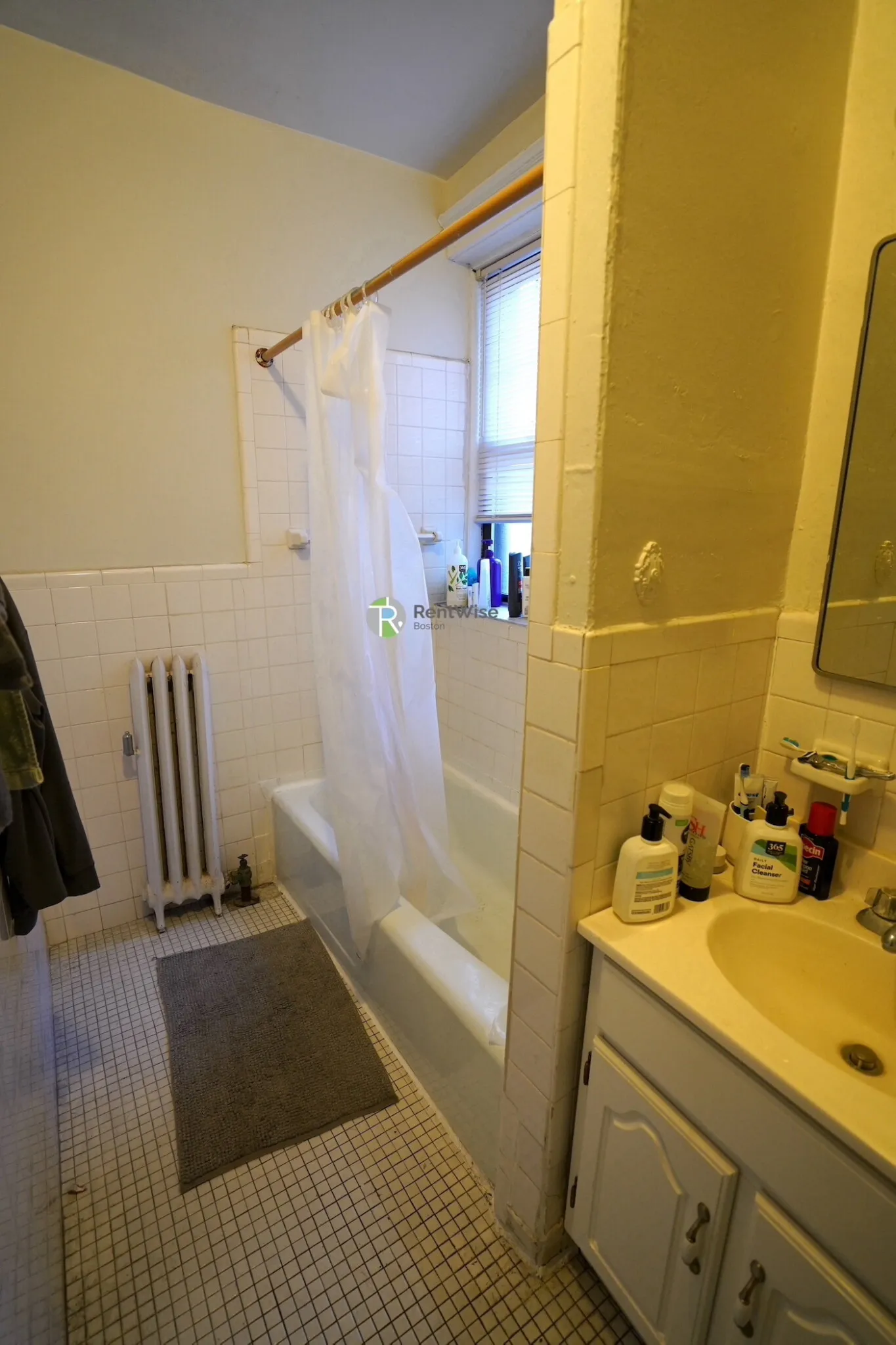 3 bed, 1 bath apartment for rent at 294 Harvard St Unit 4, Mid-Cambridge — photo 13 of 22
