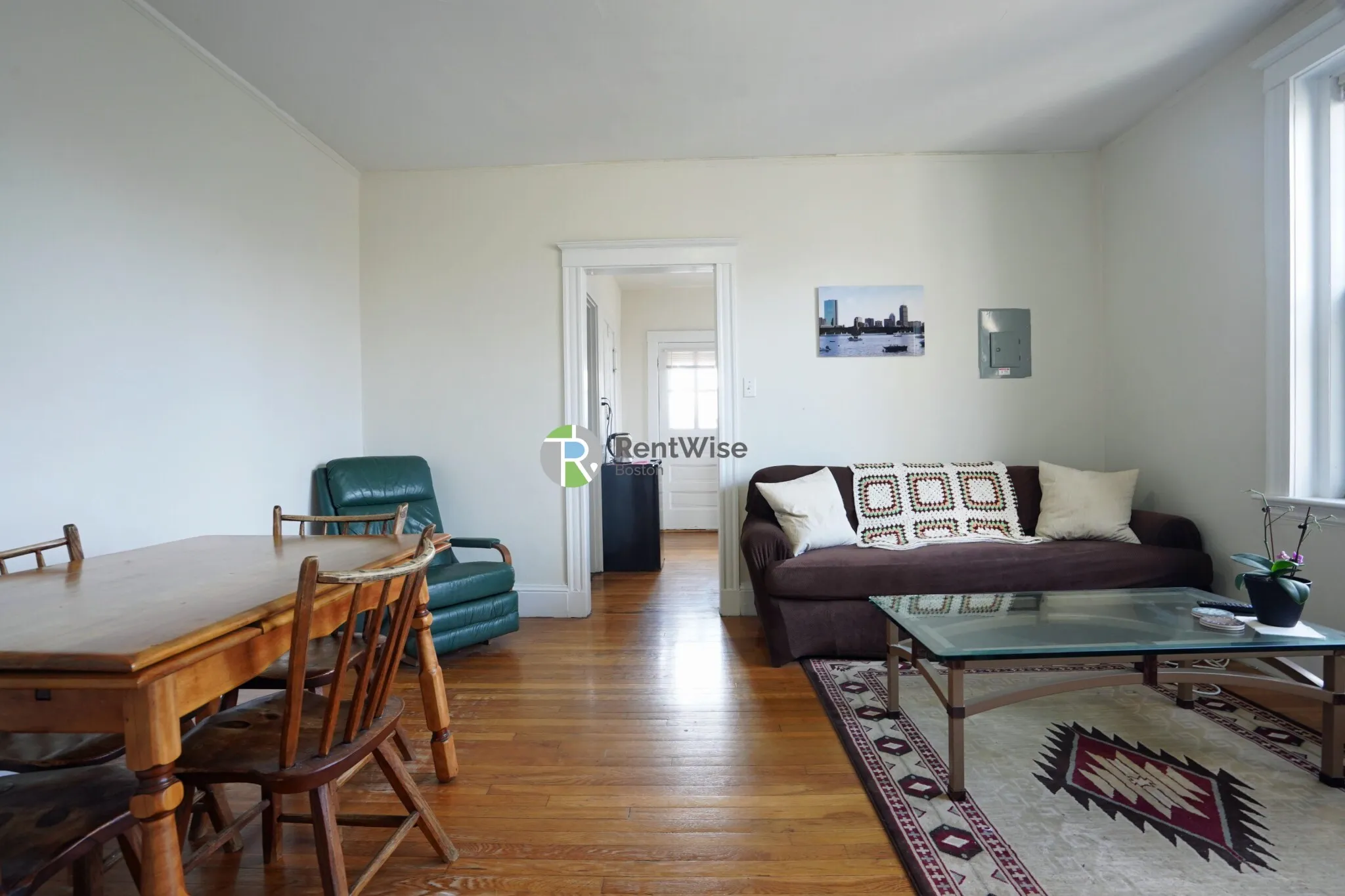 3 bed, 1 bath apartment for rent at 294 Harvard St Unit 8, Mid-Cambridge — photo 5 of 28