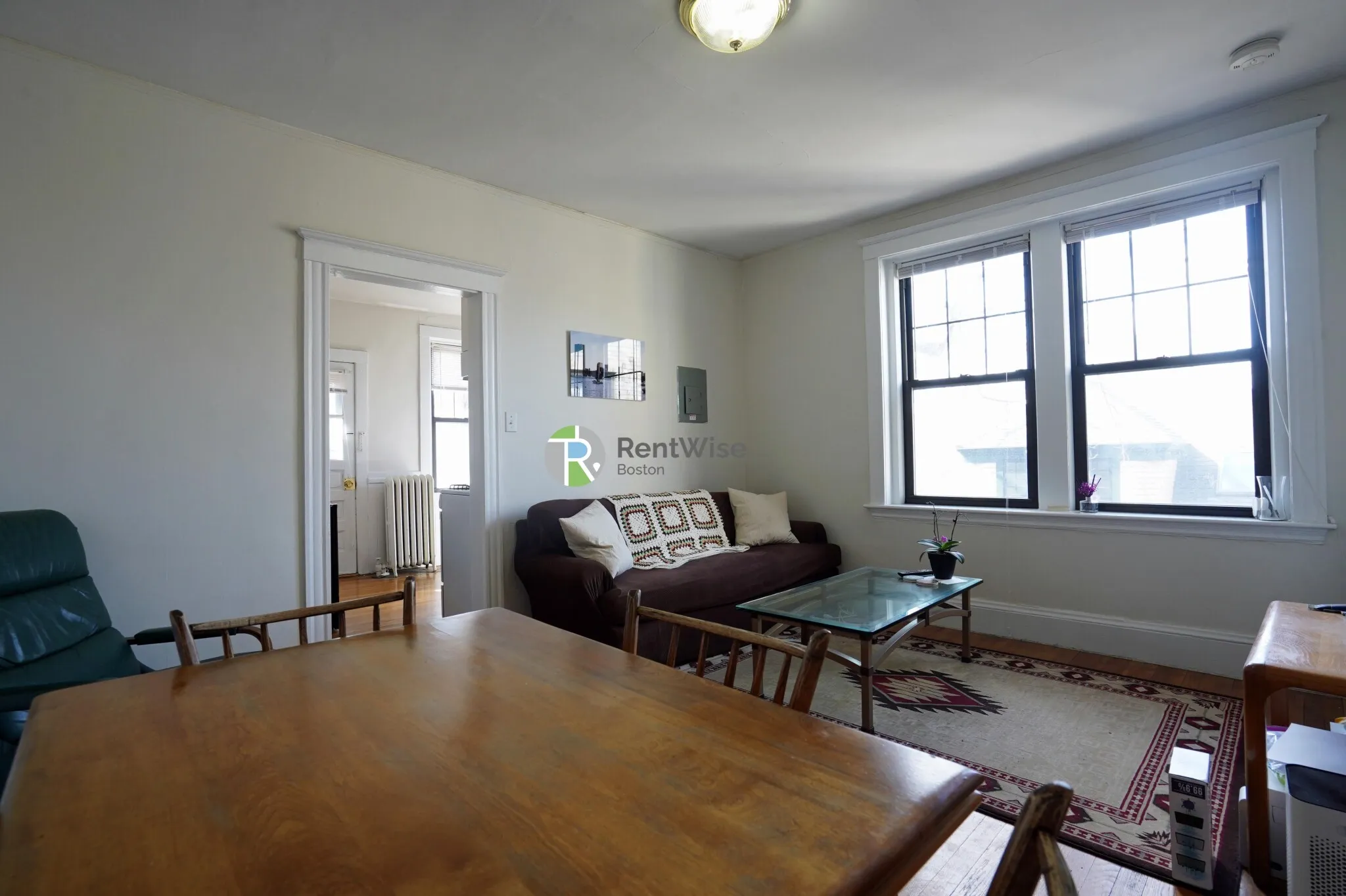 3 bed, 1 bath apartment for rent at 294 Harvard St Unit 8, Mid-Cambridge — photo 4 of 28