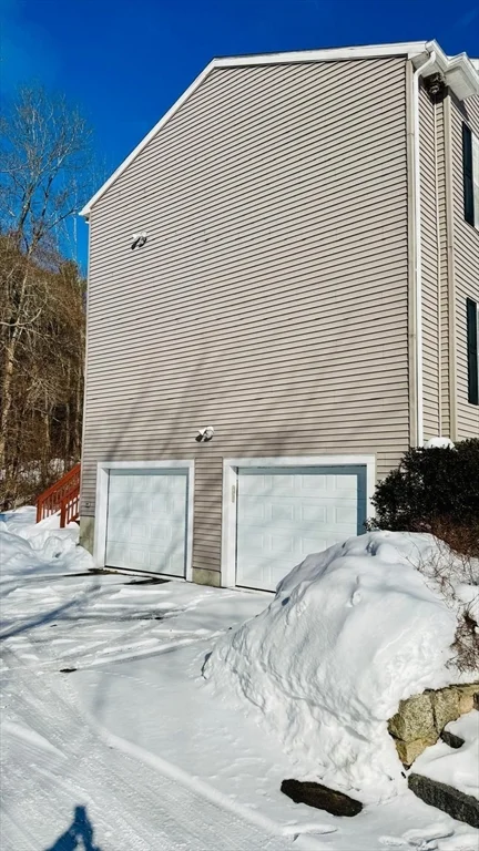 3 bed, 2 bath apartment for rent at 294 Hayden Rowe St Unit 294, Hopkinton — photo 2 of 24