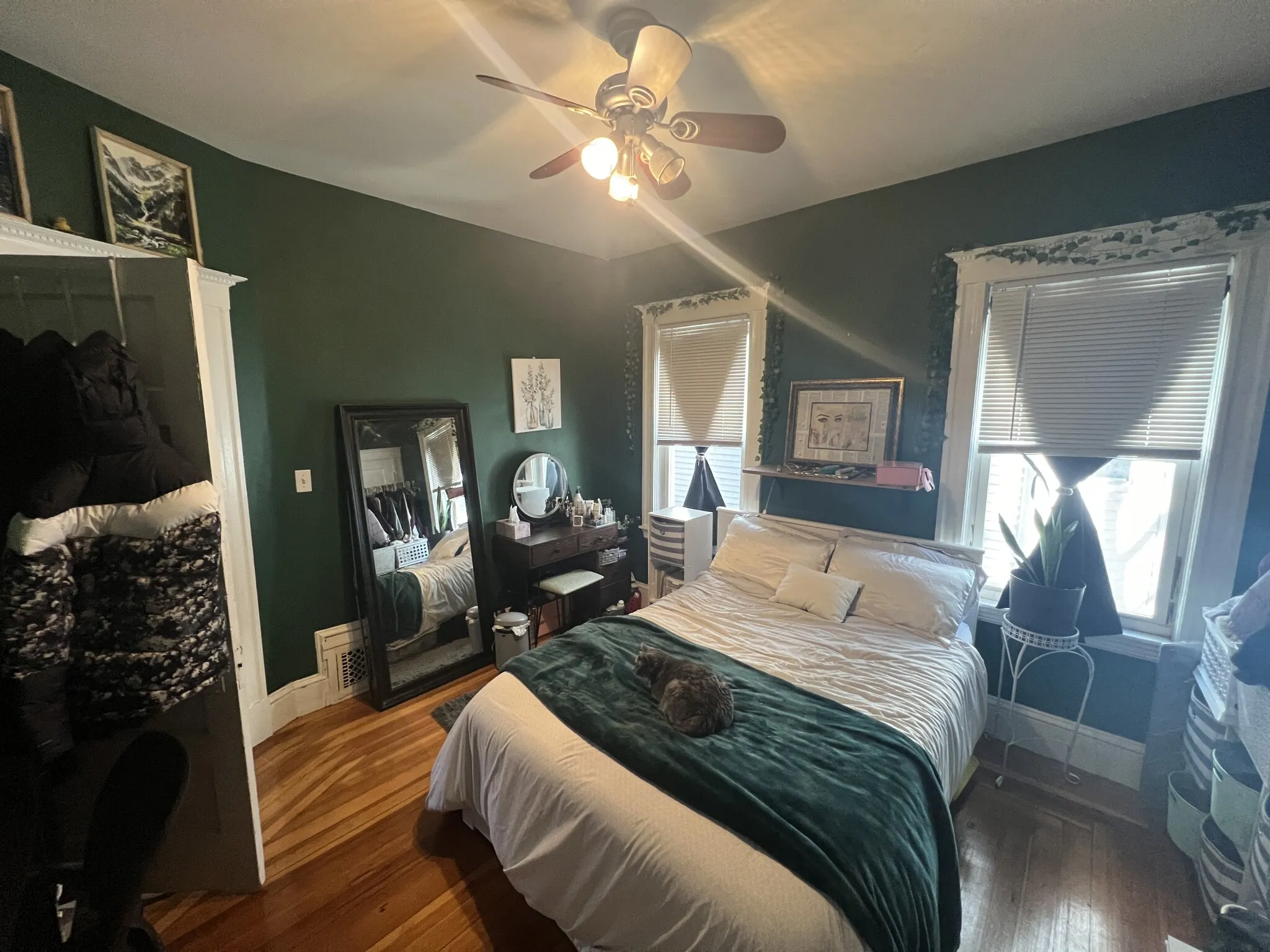 3 bed, 1 bath apartment for rent at 294 Highland Ave Unit 2, Powder House Square — photo 10 of 26