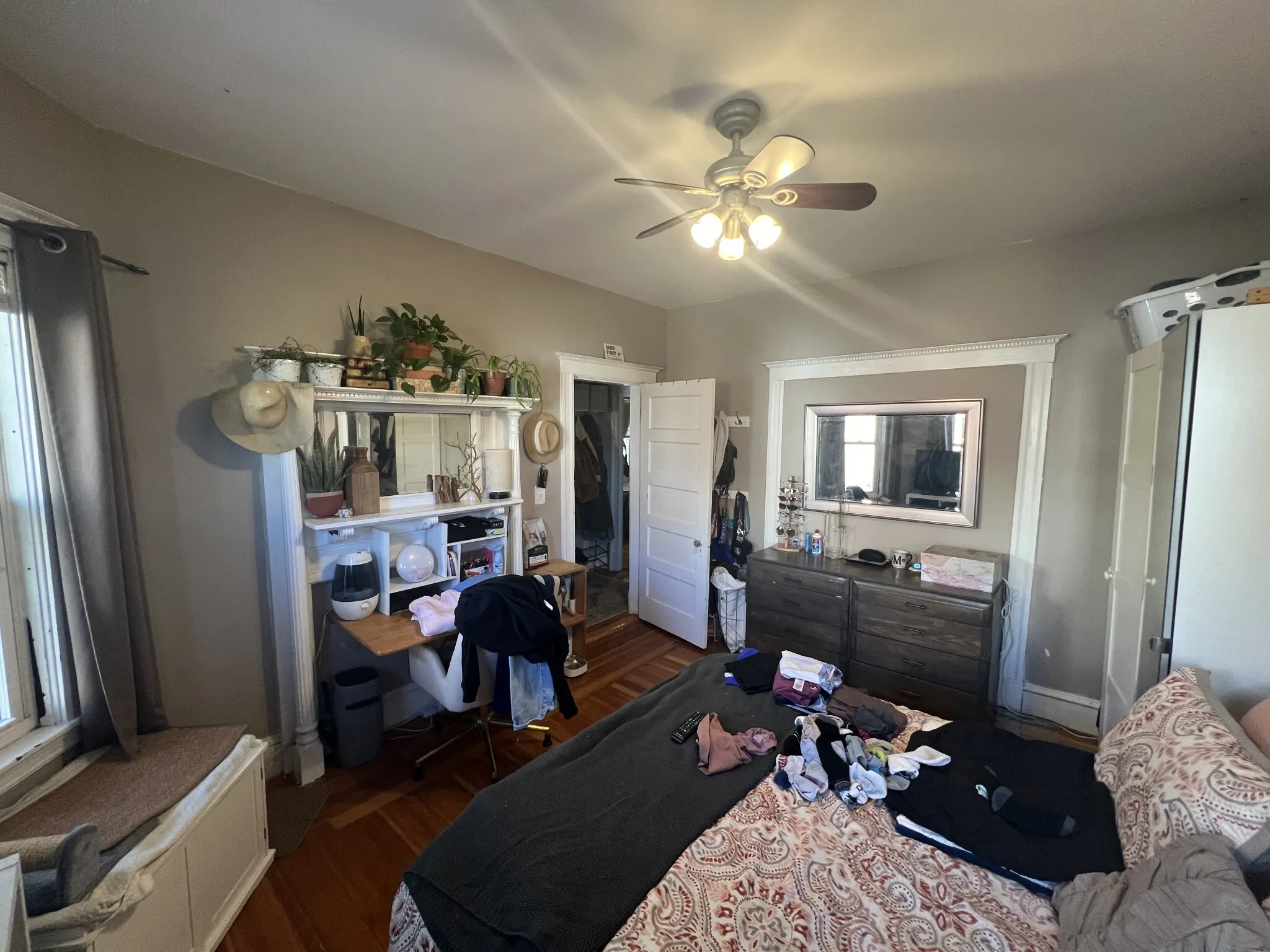 3 bed, 1 bath apartment for rent at 294 Highland Ave Unit 2, Powder House Square — photo 8 of 26