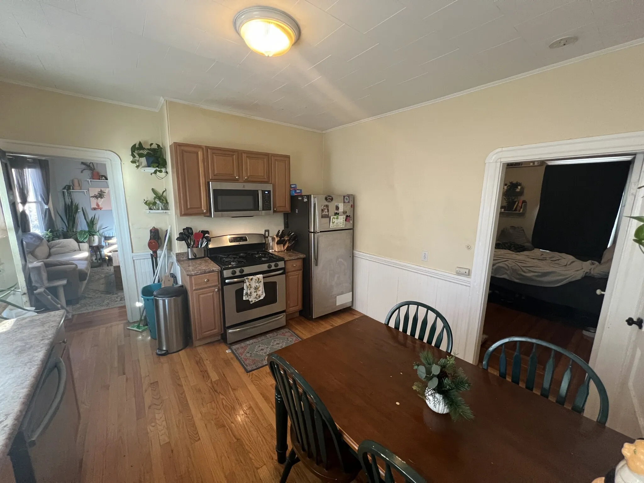3 bed, 1 bath apartment for rent at 294 Highland Ave Unit 2, Powder House Square — photo 13 of 26