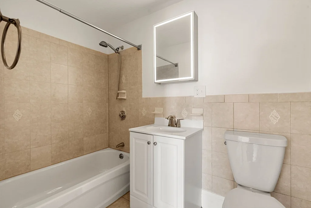 1 bed, 1 bath apartment for rent at 294 Meridian St Unit 401, East Boston — photo 13 of 20