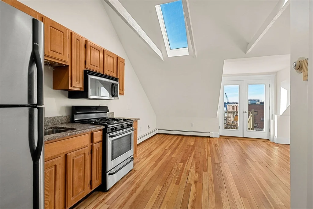1 bed, 1 bath apartment for rent at 294 Meridian St Unit 401, East Boston — photo 8 of 20
