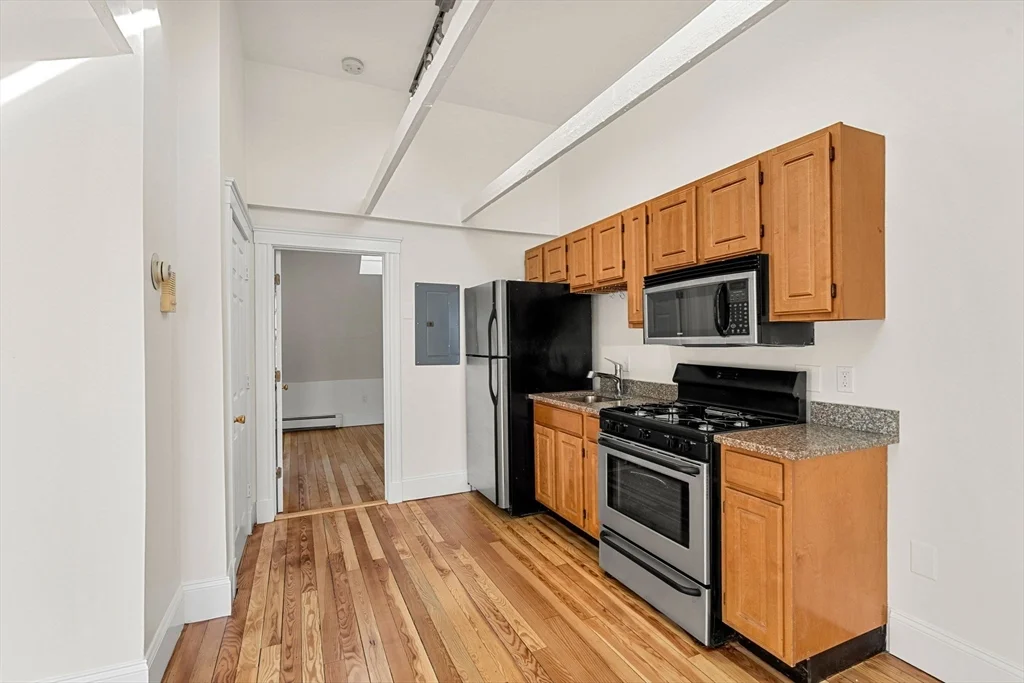 1 bed, 1 bath apartment for rent at 294 Meridian St Unit 401, East Boston — photo 11 of 20
