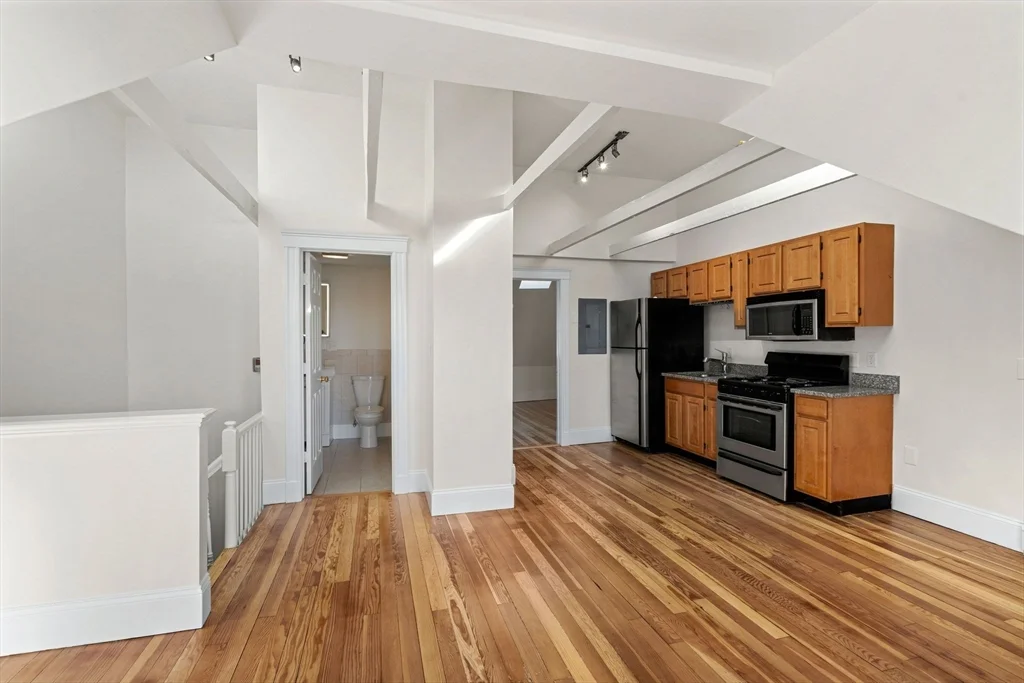 1 bed, 1 bath apartment for rent at 294 Meridian St Unit 401, East Boston — photo 10 of 20