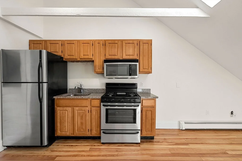 1 bed, 1 bath apartment for rent at 294 Meridian St Unit 401, East Boston — photo 12 of 20