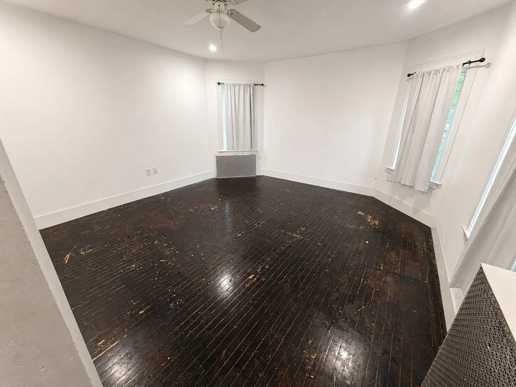 5 bed, 2 bath apartment for rent at 294 Plymouth St, Bridgewater — photo 11 of 16