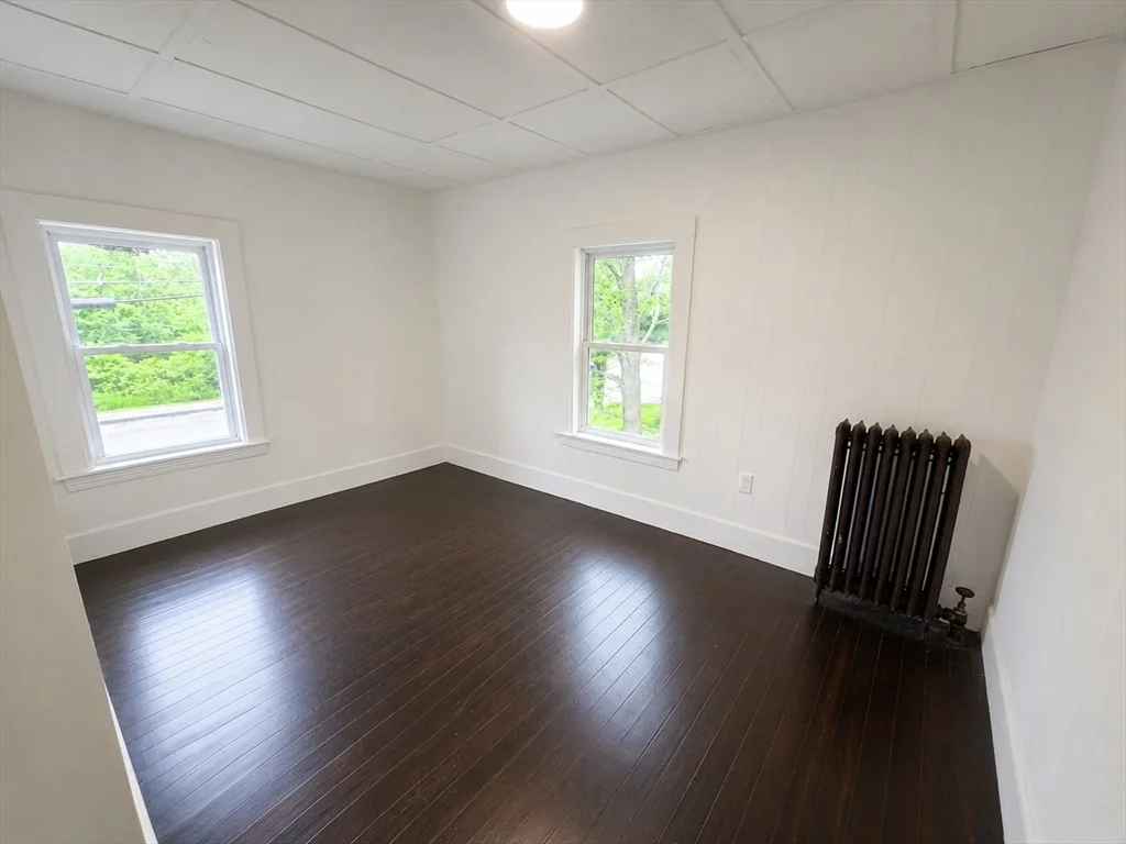 5 bed, 2 bath apartment for rent at 294 Plymouth St, Bridgewater — photo 15 of 16