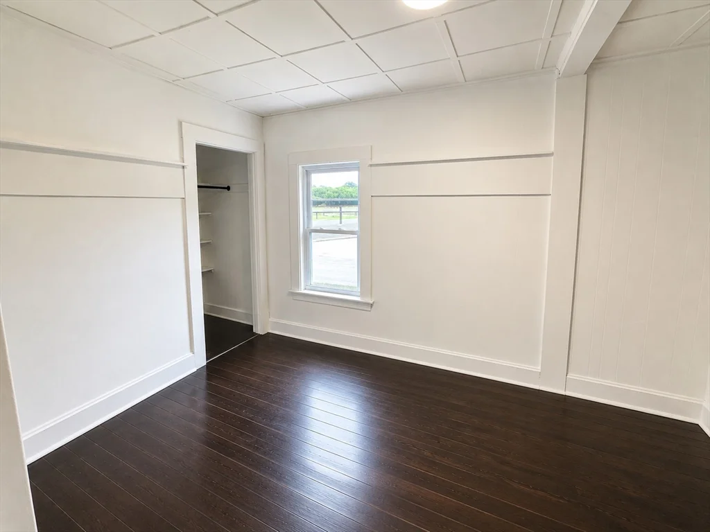 5 bed, 2 bath apartment for rent at 294 Plymouth St, Bridgewater — photo 16 of 16