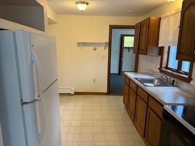 1 bed, 1 bath apartment for rent at 294 Pond St Unit 1, Braintree — photo 4 of 15