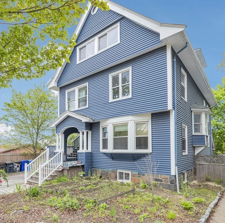 4 bed, 2 bath apartment for rent at 294 South St Unit 1, Jamaica Plain — photo 20 of 21