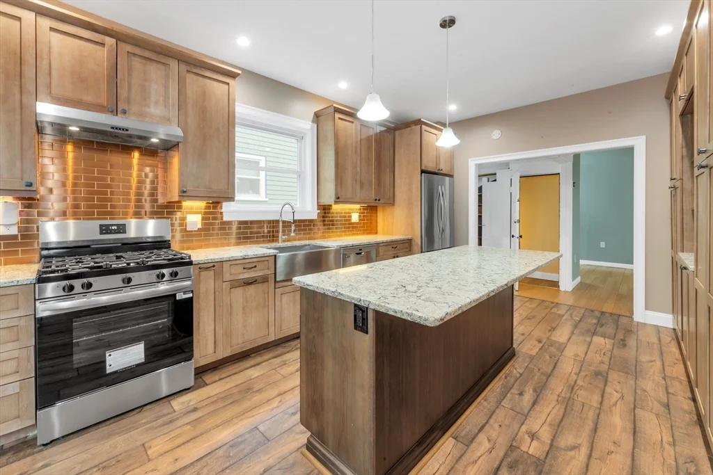 4 bed, 2 bath apartment for rent at 294 South St Unit 1, Jamaica Plain — photo 1 of 21