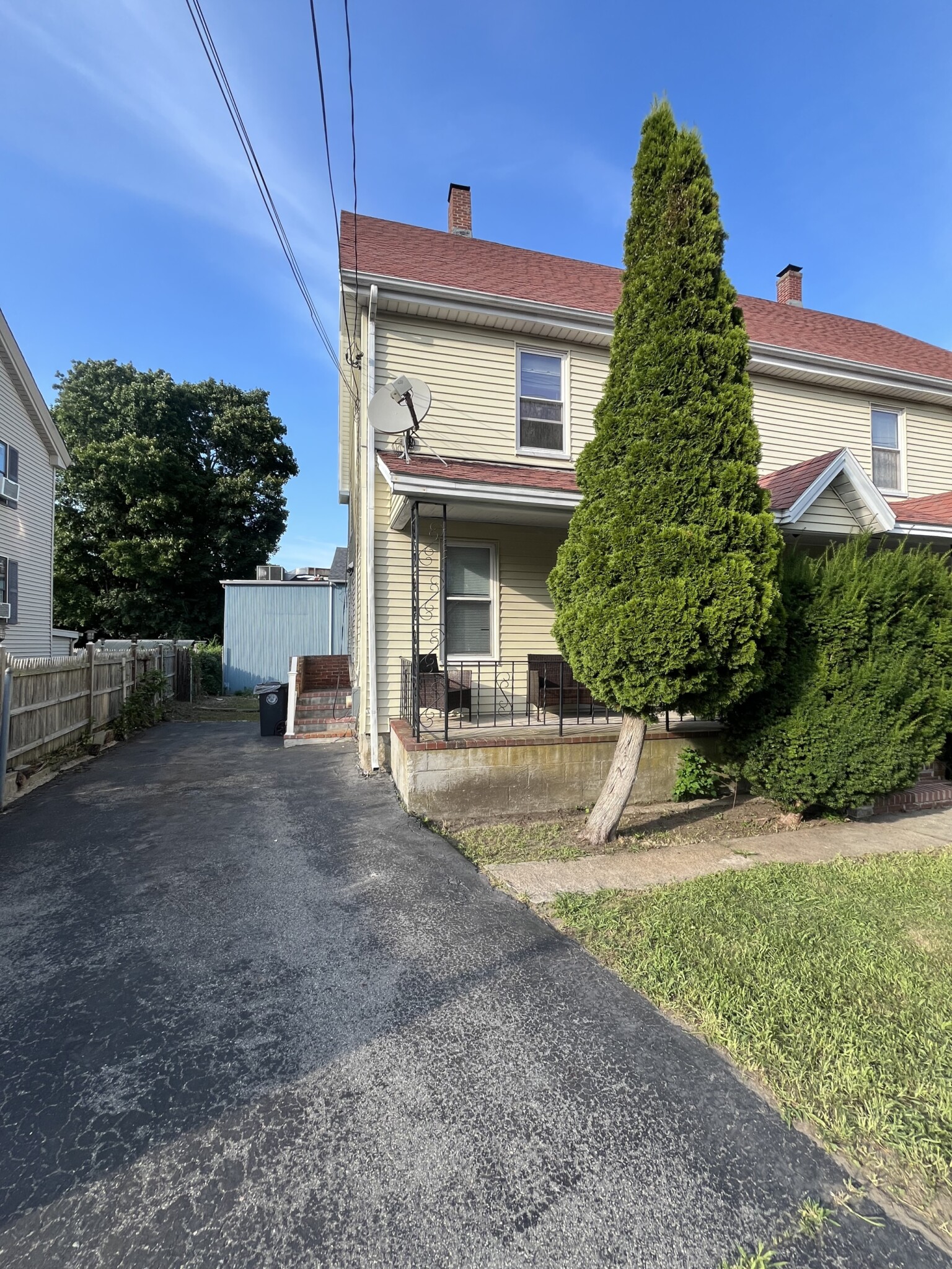 4 bed, 1 bath apartment for rent at 294 Whiting Ave, East Dedham — photo 2 of 15